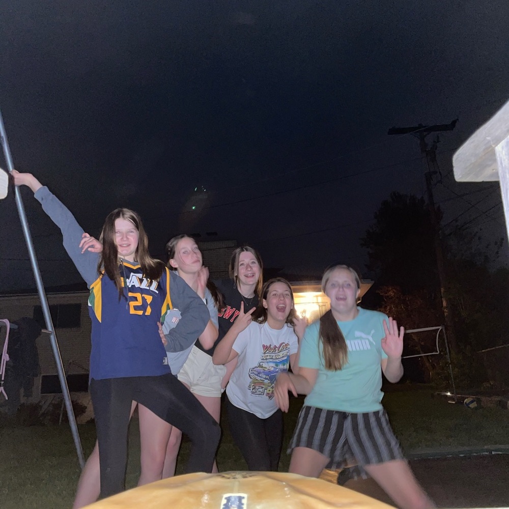 Meet your Posher, Ava